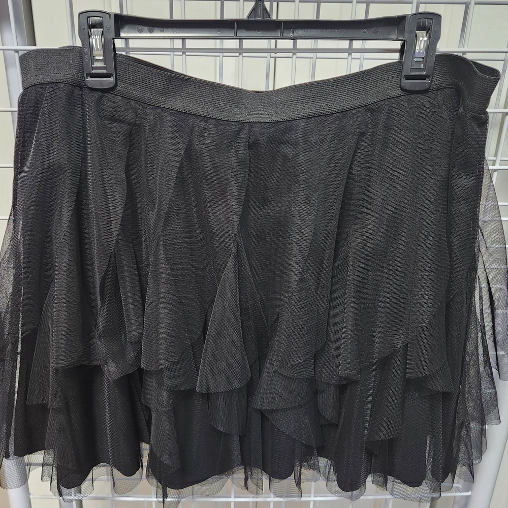 LC Lauren Conrad Black Tiered Skater Mini Skirt